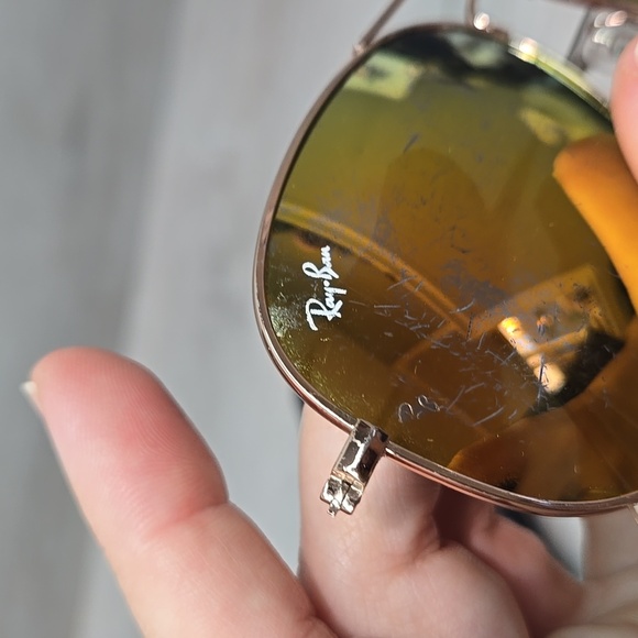 Ray-Ban Sunglasses with Case - Picture 7 of 7